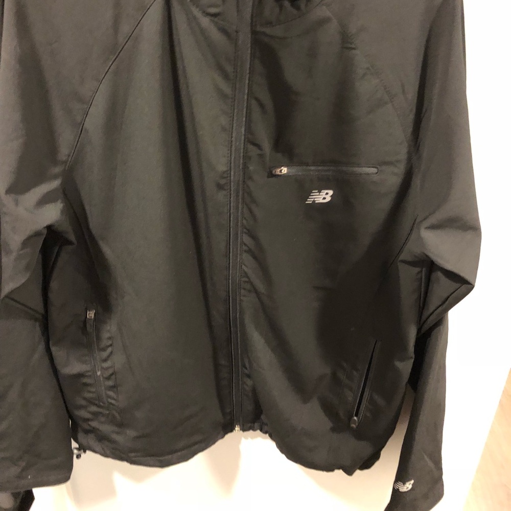Black new balance windbreaker jacket